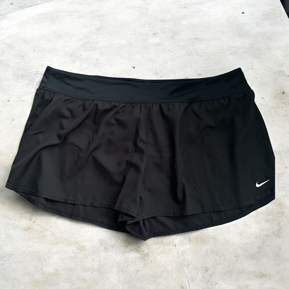 NIKE Women's Black Swim Shorts Size 3X NEW NWT - Picture 1 of 8